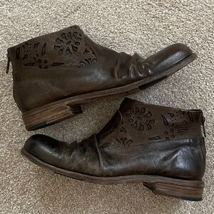 Empresa Italian Leather Booties Distressed Size 37